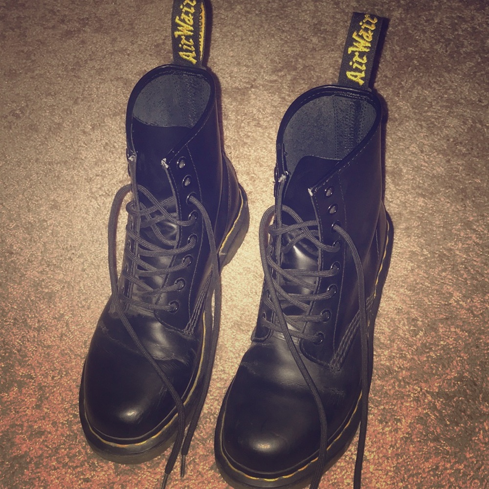 Dr. martens original black boots
